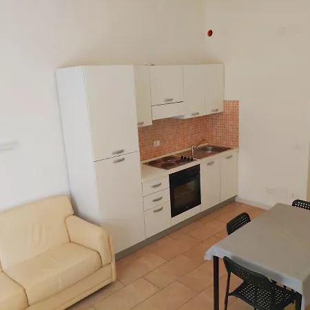 Apartament Chiaravalle Center Apartment